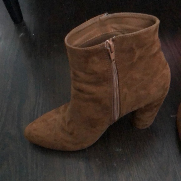 Great faux suede fringe boots!!!! - Picture 4 of 5